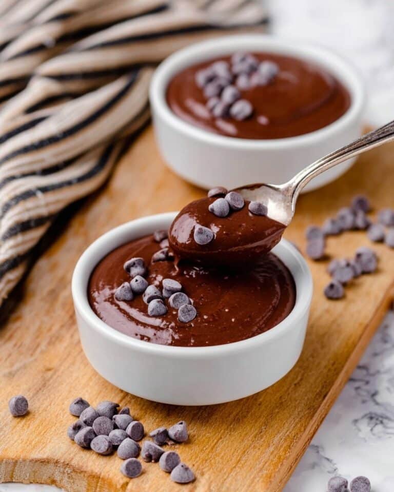 Creamy Vegan Chocolate Pudding with Avocados Recipe