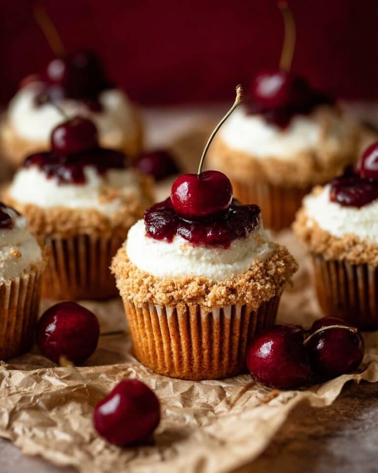Cherry Cheesecake Cupcakes with Fresh Cherries and Graham Cracker Crust Recipe