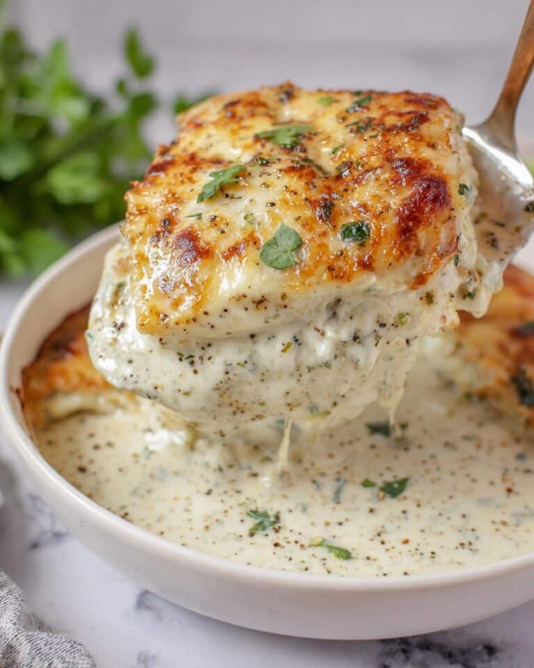 Cheesy Sour Cream Chicken Bake Recipe